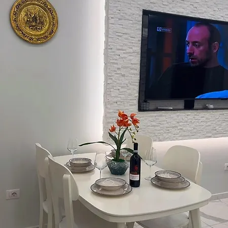 Kompleksi Fishta * Velipojë